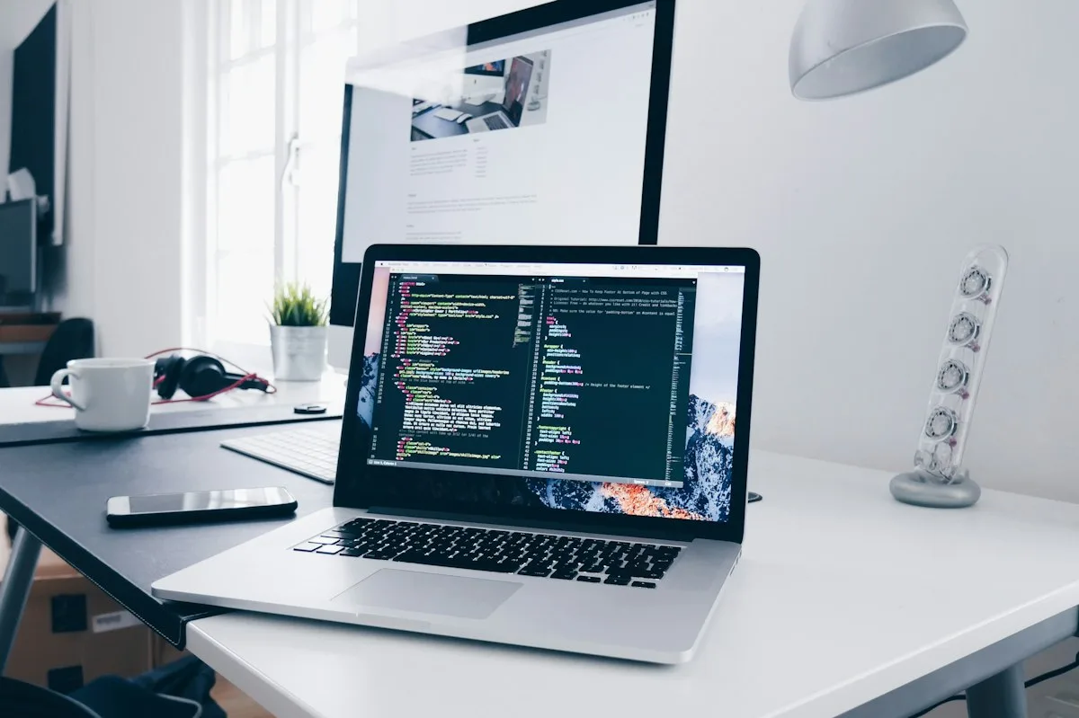 Design Mobile-First: Por Que Criar Sites Pensando no Celular É Obrigatório